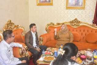 Bupati Kasmarni Komit Dukung Peningkatan RRI Bengkalis