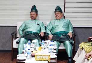 Tampil Kompak, Gubri Abdul Wahid dan Wagub SF Hariyanto Minta Dukungan Bangun Riau