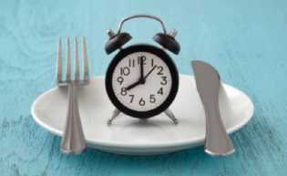 Berikut 5 Tips Menghindari Dehidrasi Saat Berpuasa