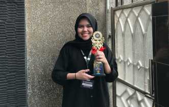 Peraih Beasiswa PHR Regitha Nur Azizah Sabet Juara Nasional Pidato Bahasa Inggris