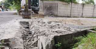 Kontraktor Ngamuk Rusak Drainase di Pekanbaru, Warga Murka: Ini Sudah Pidana!