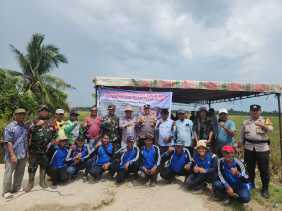 Kapolsek Rimba Melintang Hadiri Syukuran Turun Semai Gapoktan dan Serukan Pilkada Damai