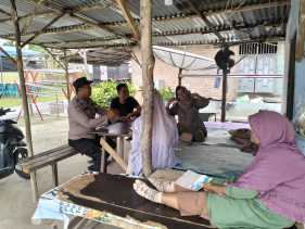 Bhabinkamtibmas Polsek Mandau Ajak Warga Desa Tambusai Batang Dui Wujudkan Pilkada Damai