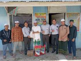 Sempena HUT Ke-57, BRKS Kampar Pasar Air Tiris Beri Bantuan ke Panti Asuhan