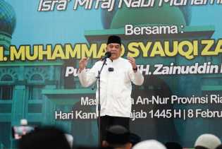 Gubri Bersama KH Syauqi MZ Hadiri Isra Miraj di Masjid Raya Annur