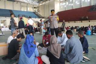 Polres Inhil Pantau Pelipatan Kertas Surat Suara di Gudang Logistik KPU