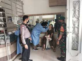 Babinsa Gelar Tracing Terhadap 13  Warga Binaan   Kontak Erat Covid-19