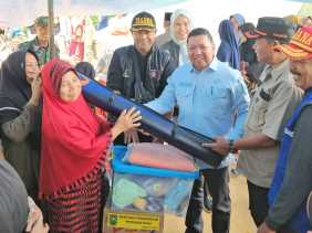 Banjir Landa Kampar, Pemprov Riau Salurkan Bantuan untuk Warga Gunung Sahilan