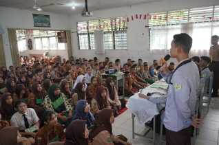 Tahun Ajaran Baru Dimulai, SMA Negeri 2 Pekanbaru Sambut Siswa Baru Lewat MPLS