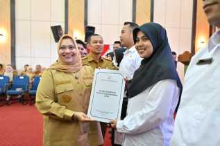 Bupati Kasmarni Serahkan SK kepada 389 PPPK Bengkalis