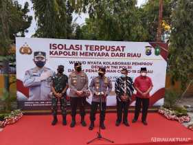Kapolri Tinjau Lokasi Isolasi Terpusat Pasien Covid-19 di Asrama Haji Riau