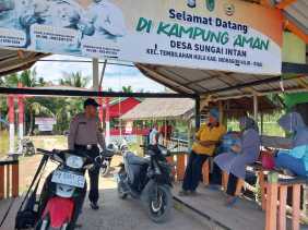 Polsek Tembilahan Hulu Sampaikan Pemilu Damai di Desa Pelabuhan Sungai Intan Inhil