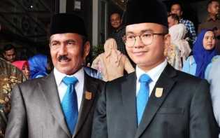 Dua Pasangan Ayah-Anak dan Ibu-Anak Dilantik Sebagai Anggota DPRD Pekanbaru 2024-2029