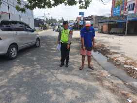 Pakai Jalur Kanan, Ibu di Pekanbaru Tewas Ditabrak Truk