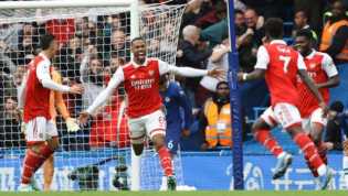 Arsenal Pecundangi Chelsea di Stamford Bridge