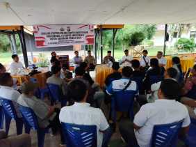 Polsek Kunto Sosialisasikan Pemilu Damai 2024 di PTPN V Sei Intan