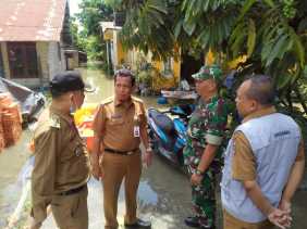 Dinas Sosial Pekanbaru Salurkan Bantuan untuk 120 KK Korban Banjir di Sail