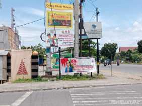 Spanduk Wacana Jokowi Tiga Periode Mulai Terlihat di Pekanbaru