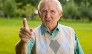 Suka Marah-Marah, Salah Satu Gejala Demensia