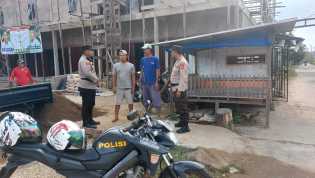 Polsek Tembilahan Sambangi Desa Sungai Beringin, Sosialisasikan Pemilu 2024