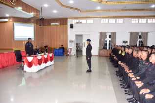 Wadansat Brimob Polda Riau Bekali Personil Pengamanan Pemilu 2024