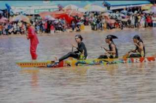 Jalur Rajo Bujang Pertahankan Mahkota Juara Pacu Jalur di Kecamatan Pangean Kuansing