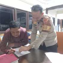 Warga Kepayang Sari Laporkan Oknum Pengacara ke Polres Inhu