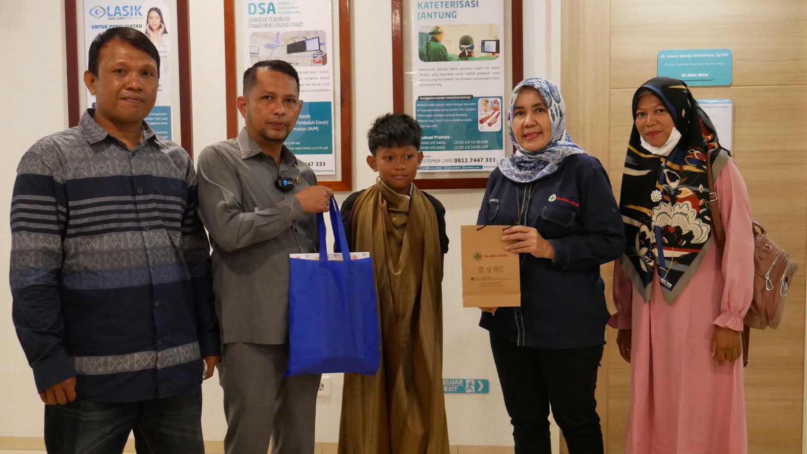 Wakil Ketua DPRD Pekanbaru Menggelar Khitanan Massal dengan Kerjasama RS Awal Bros Sudirman