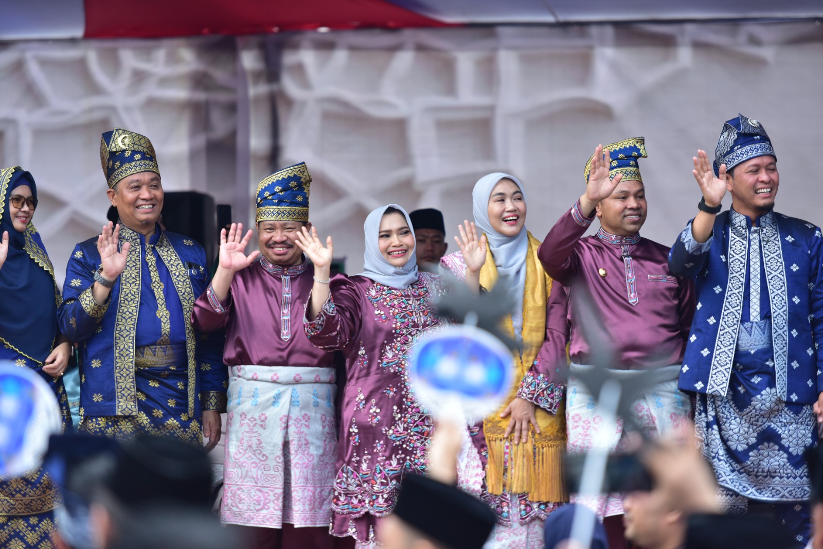 Pawai Ta'aruf Kafilah Bengkalis Tampil Memukau, Ketua DPRD Bengkalis: Ini Cerminan Semangat dan Identitas Daerah