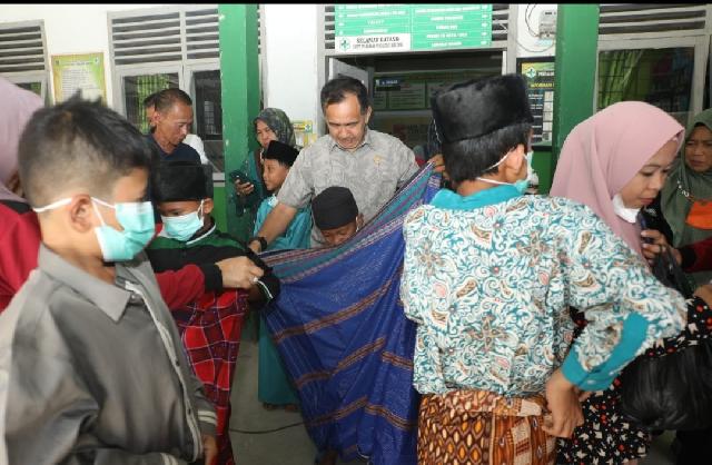 Warga Antusias Ikuti Kegiatan Sunatan Massal UPT Puskesmas Pengalihan Keritang 