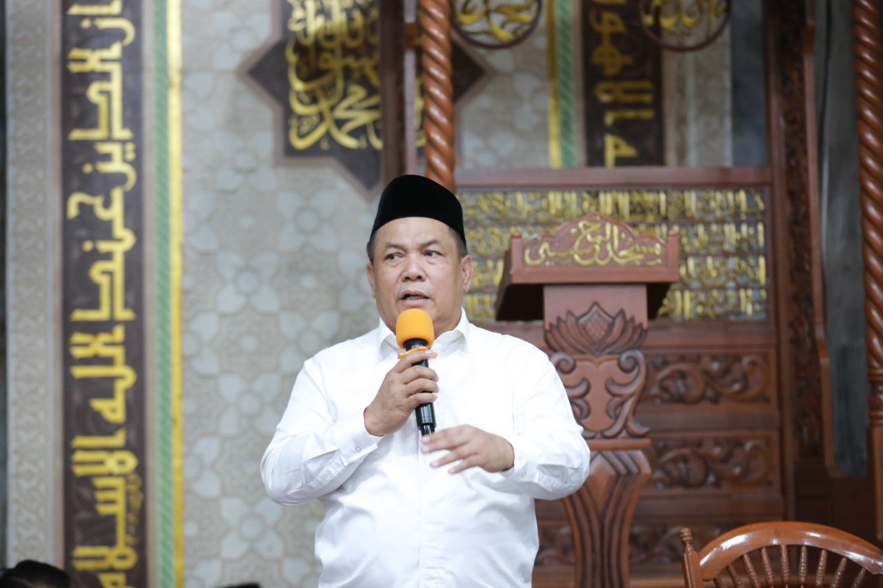 Hari Kedua Safari Ramadan, Wagubri SF Hariyanto Kunjungi Masjid Al Mushinin