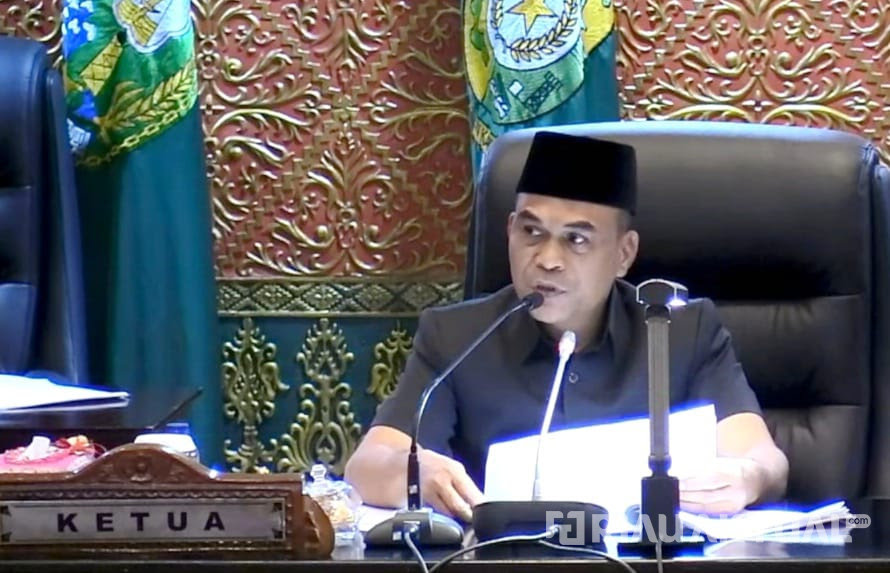 Gelar Paripurna, DPRD Riau Resmi Bentuk Lima Komisi