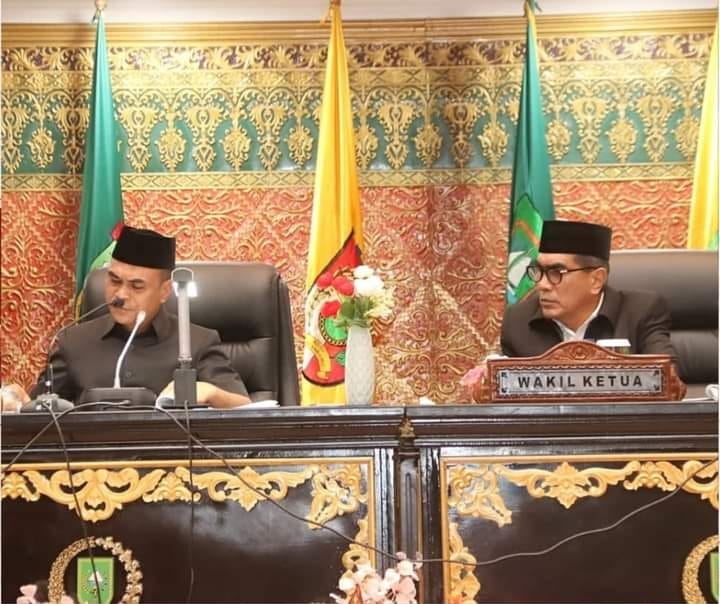 Gelar Paripurna, DPRD Riau Resmi Bentuk Lima Komisi