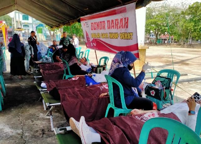 Bupati Inhil HM Wardan dan Ketua Stunting Hadiri Bhakti Sosial Donor Darah Sempena HKN ke-58