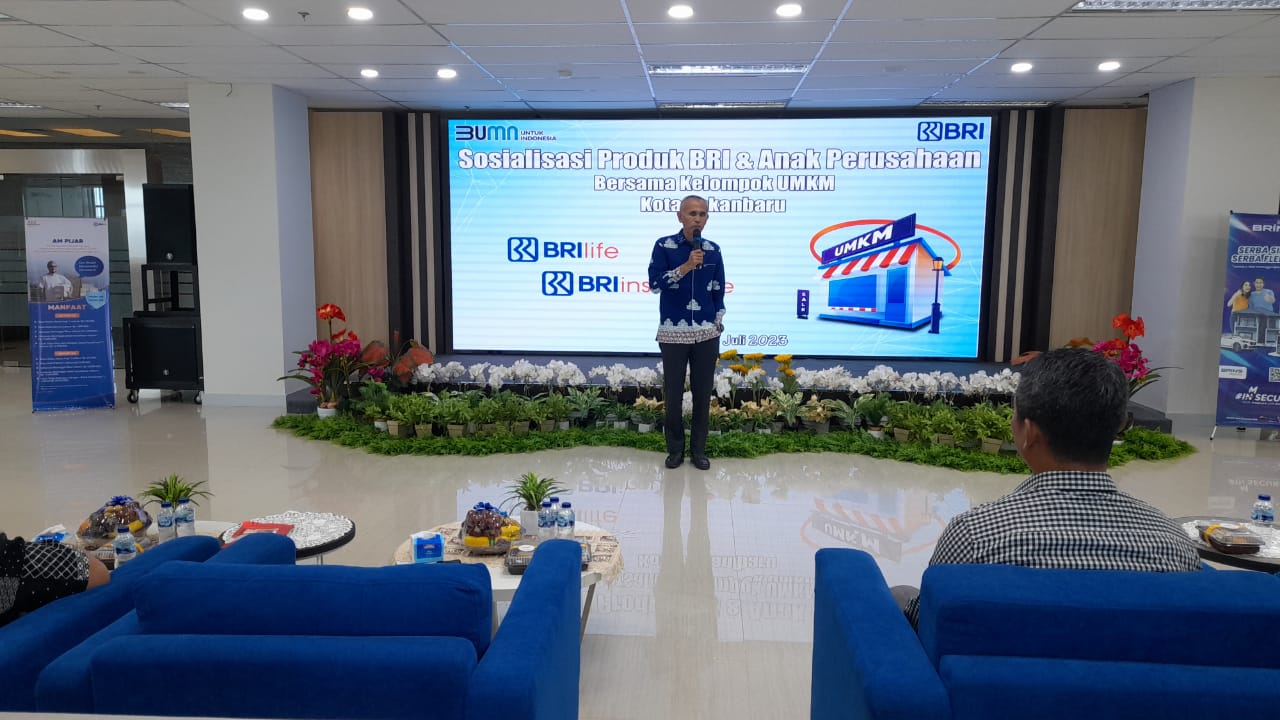 Guna Berikan Dukungan UMKM Pekanbaru, Wakil Ketua DPRD Ir. Nofrizal Hadiri Acara Sosialiasi Produk BRI