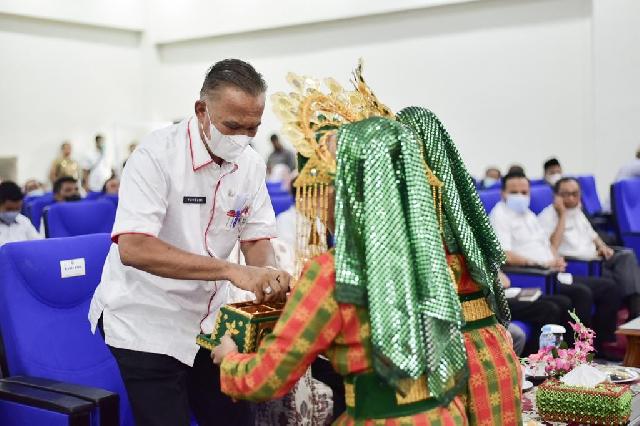 Bupati Bengkalis Launching Aplikasi Bantuan Keuangan 1 Miliar 1 Desa