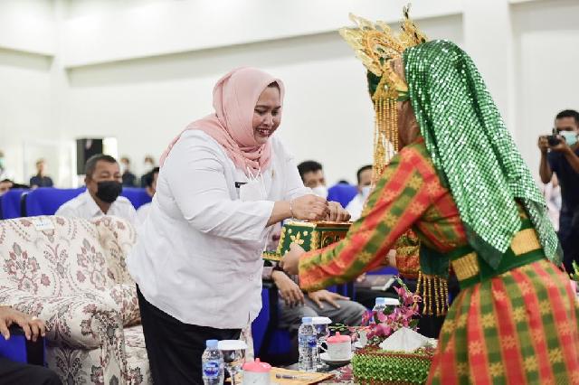 Bupati Bengkalis Launching Aplikasi Bantuan Keuangan 1 Miliar 1 Desa